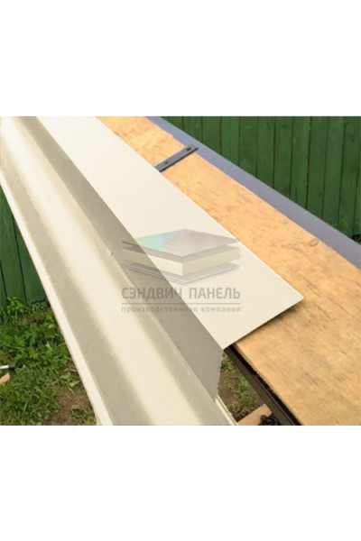 Карнизная планка 100х69х2000-0.5 RAL1015 Пластизол