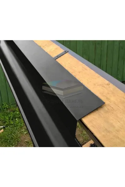 Планка карнизная 100х60 0,5 RAL9005 Rooftop Бархат с пленкой