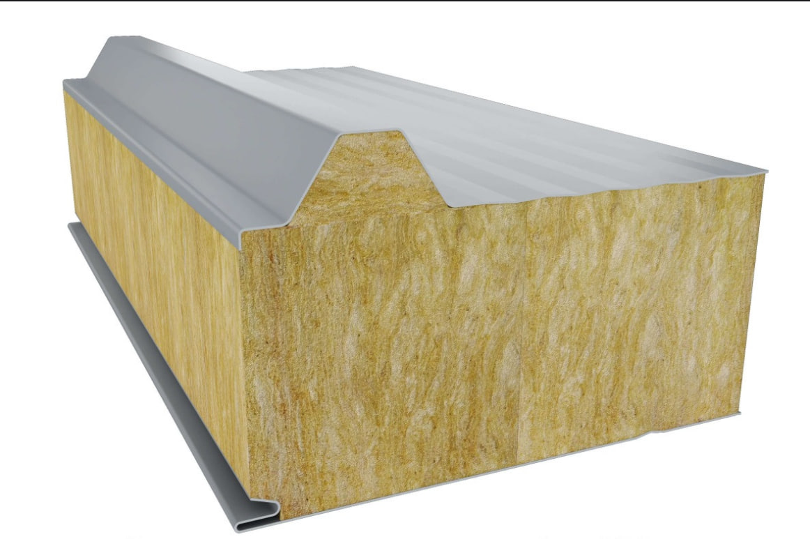 Фото для статьи: объект из панелей с минватой — склад/ангар (пример фасада и стыков)