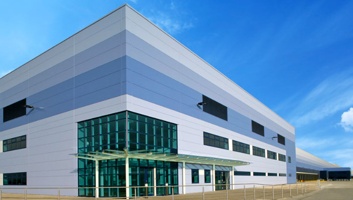 Монтаж угловых сэндвич-панелей в Москве