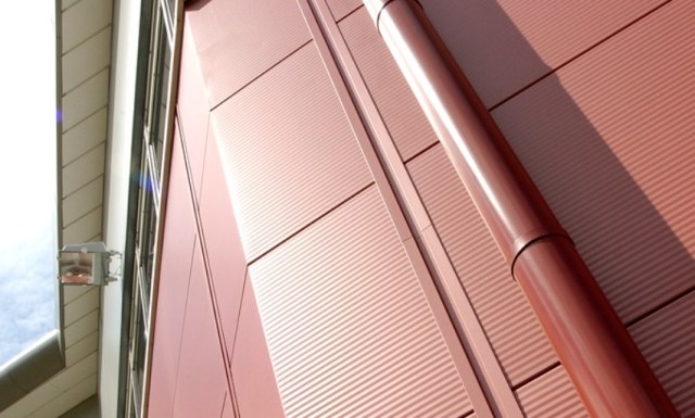 Горизонтальная угловая сэндвич панель для объекта