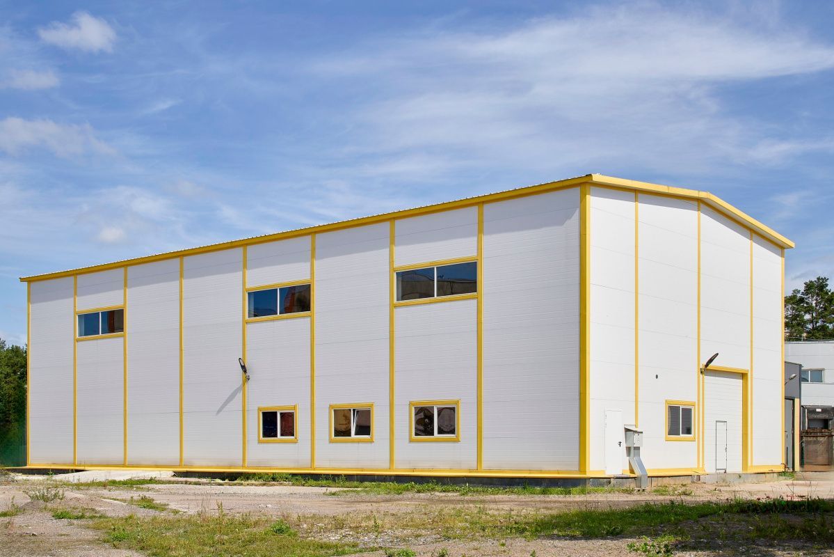 Склад из сэндвич-панелей
